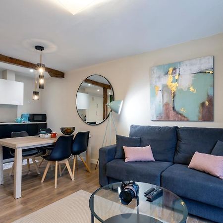 El Encanto Del 12 By Unique Rooms Burgo Eksteriør billede
