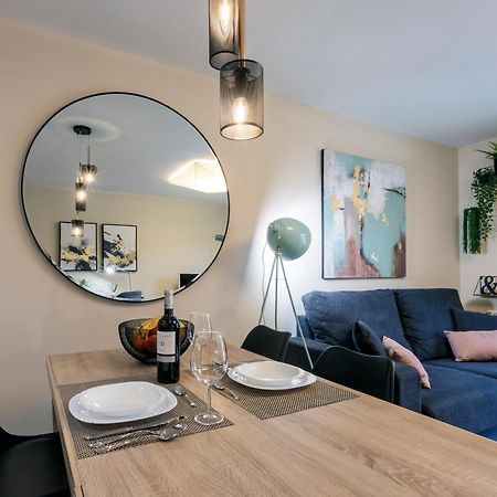 El Encanto Del 12 By Unique Rooms Burgo Eksteriør billede