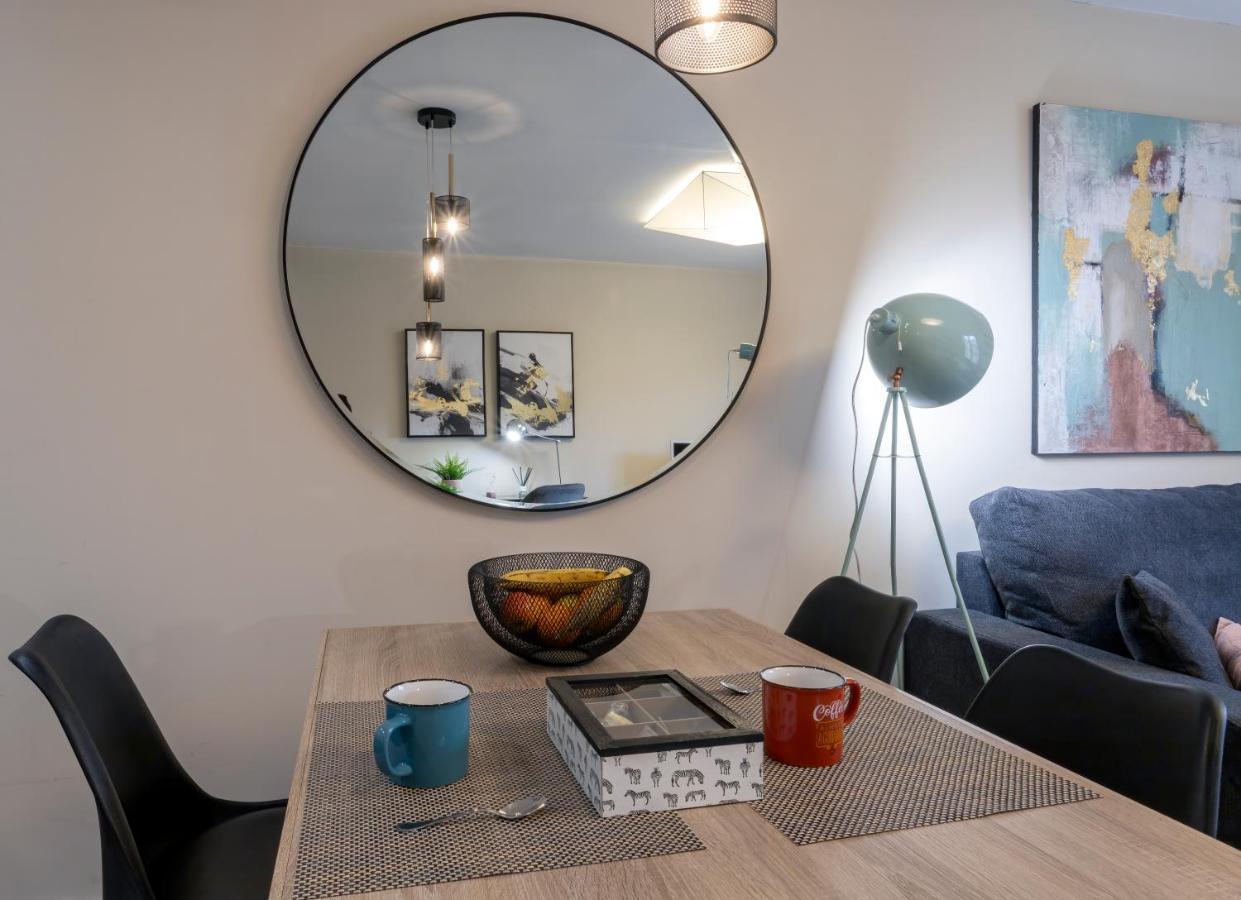 El Encanto Del 12 By Unique Rooms Burgo Eksteriør billede